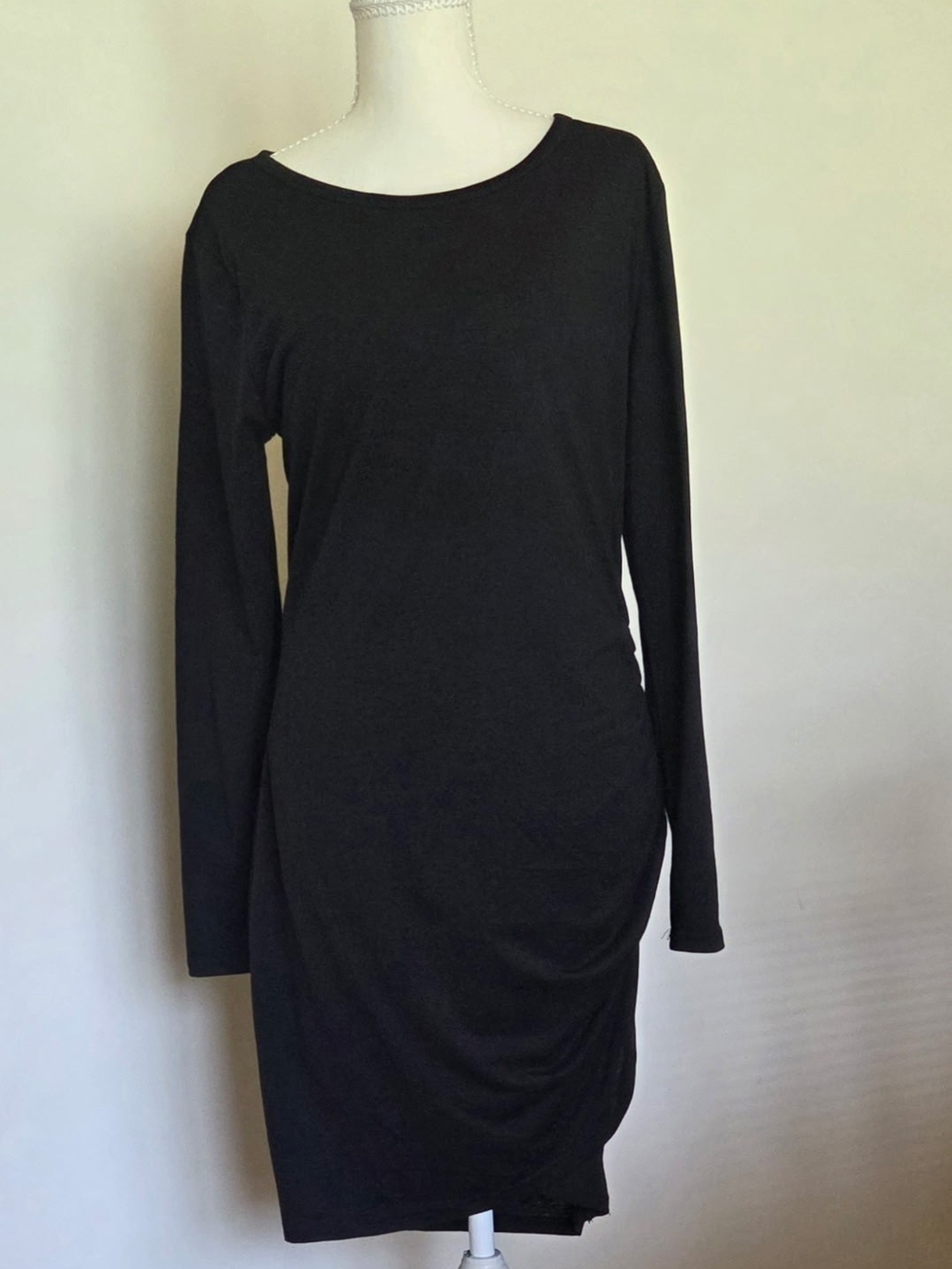 Women’s Black Long-Sleeve Ruched Side Dress